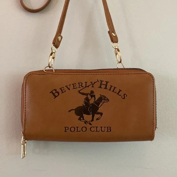 Beverly Hills Polo Club Crossbody - Picture 5 of 9